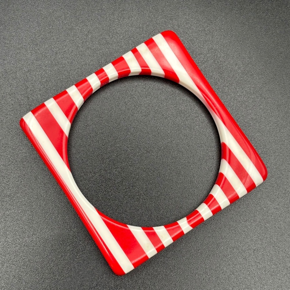 Vintage Bangle Red White Striped Square Laminated Stacking Petite Size 7.5 - Picture 4 of 7